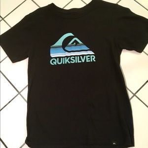 QUIKSILVER t-shirt, youth medium
